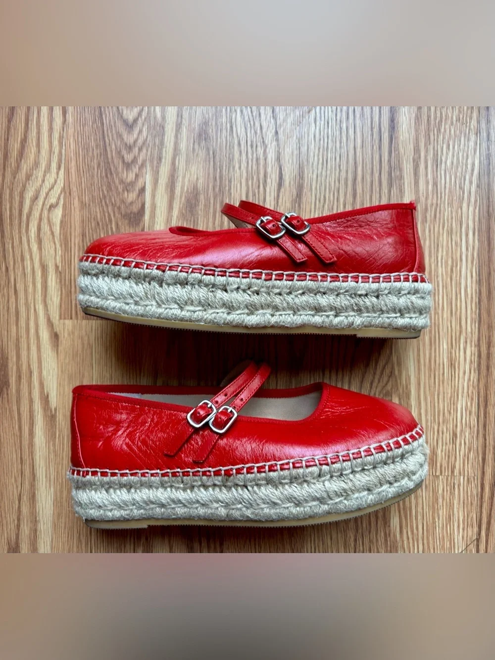 Steve Madden vibrant red